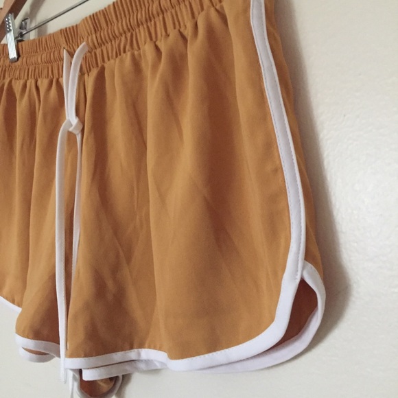 Forever 21 shorts - Picture 3 of 6